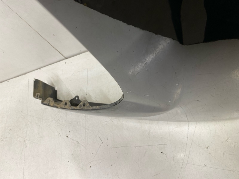 Крыло переднее левое