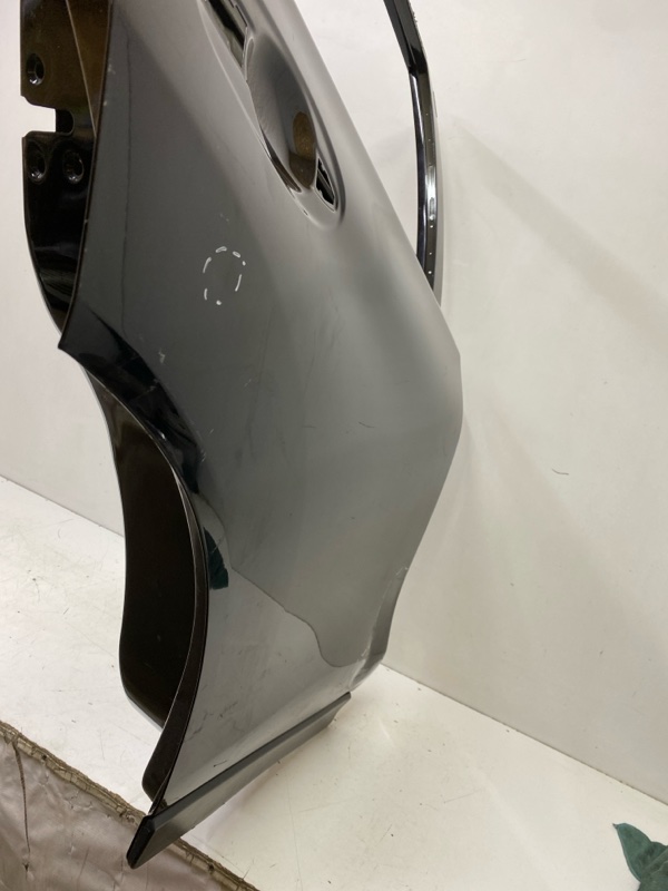 Дверь задняя правая