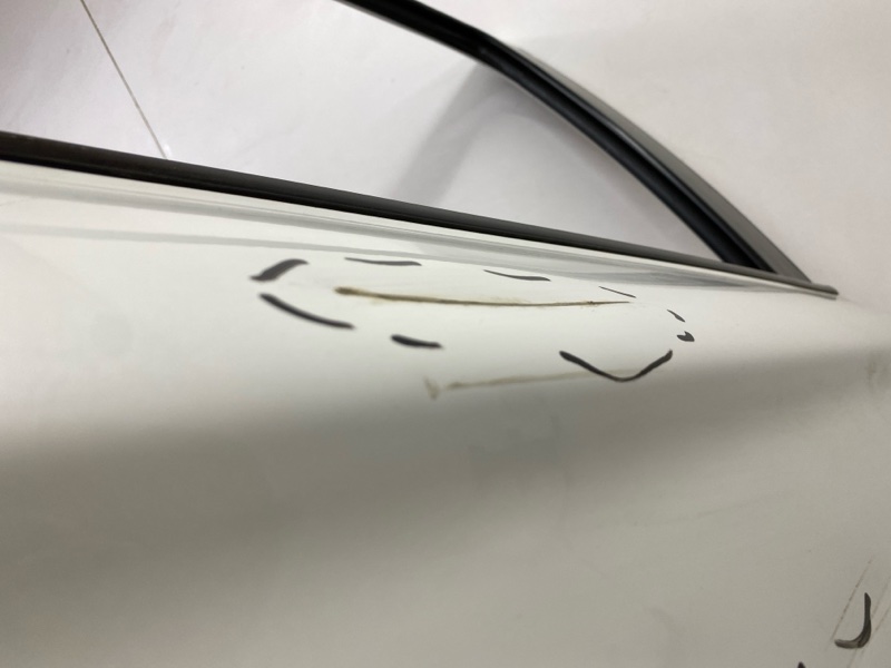 Дверь задняя правая