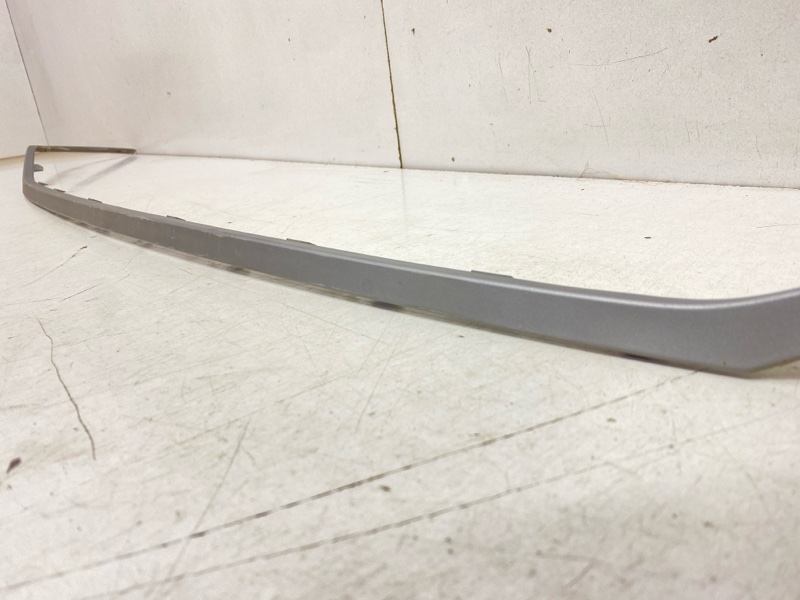 Молдинг заднего бампера