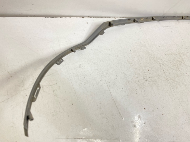 Молдинг заднего бампера