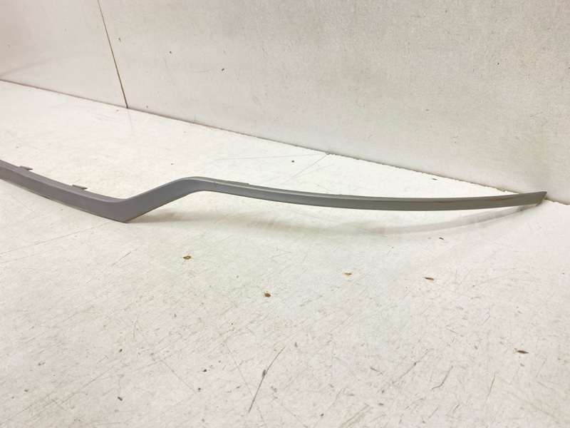 Молдинг заднего бампера