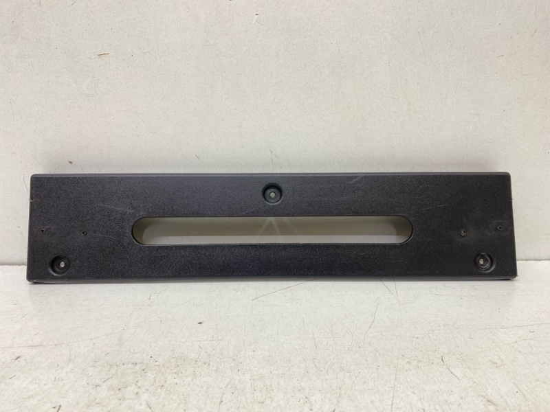 Накладка переднего бампера под номер