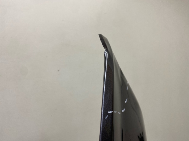 Крыло переднее правое