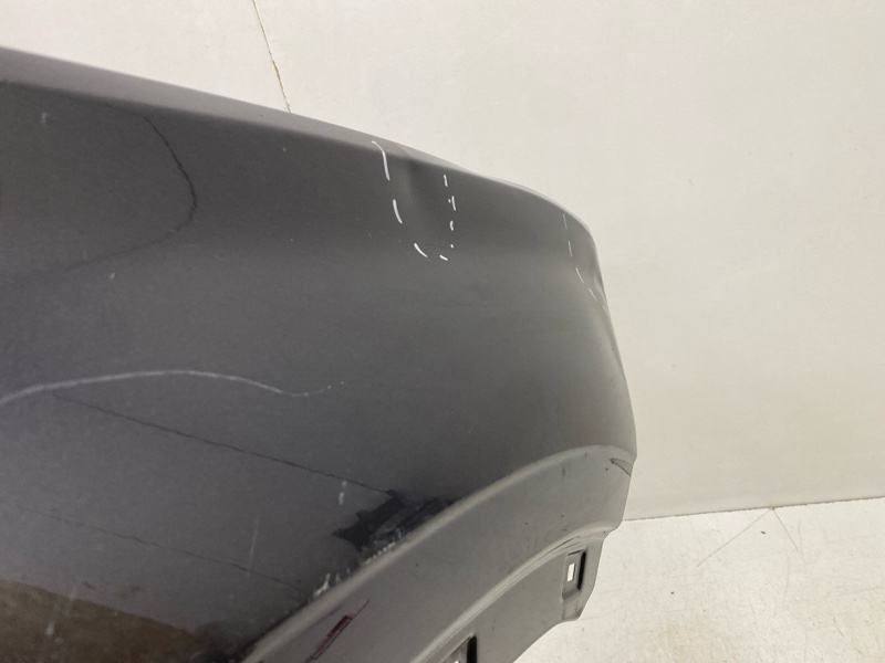 Крыло переднее правое