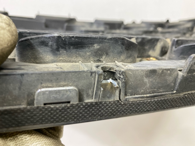 Решетка радиатора