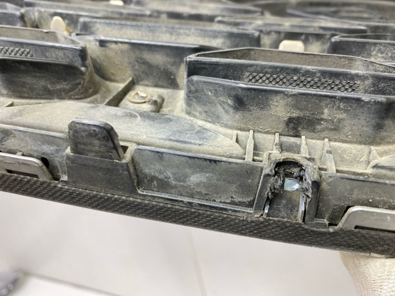 Решетка радиатора