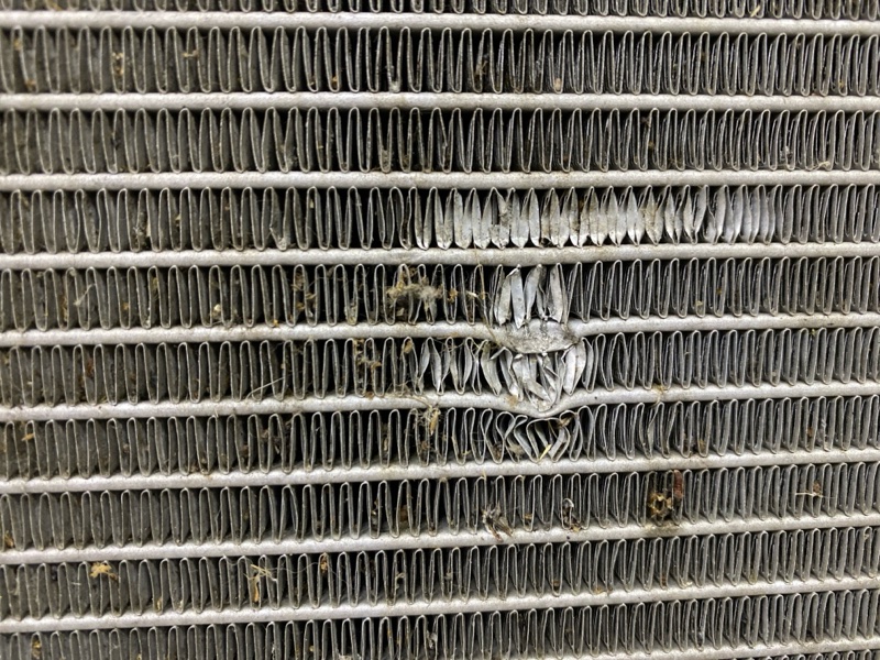 Радиатор охлаждения двигателя основной