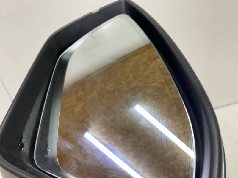 Зеркало левое электрическое