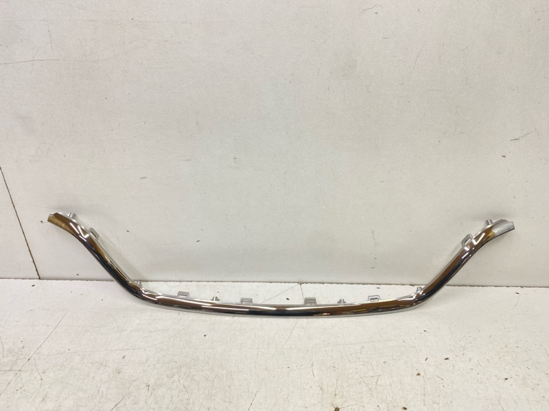 Накладка на решетку радиатора