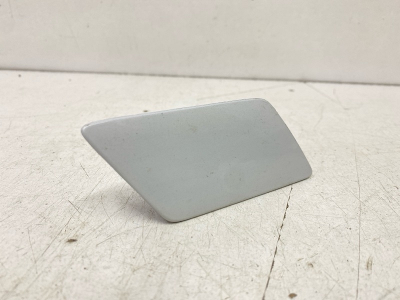 Крышка форсунки омывателя фар