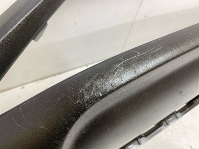 Накладка переднего бампера