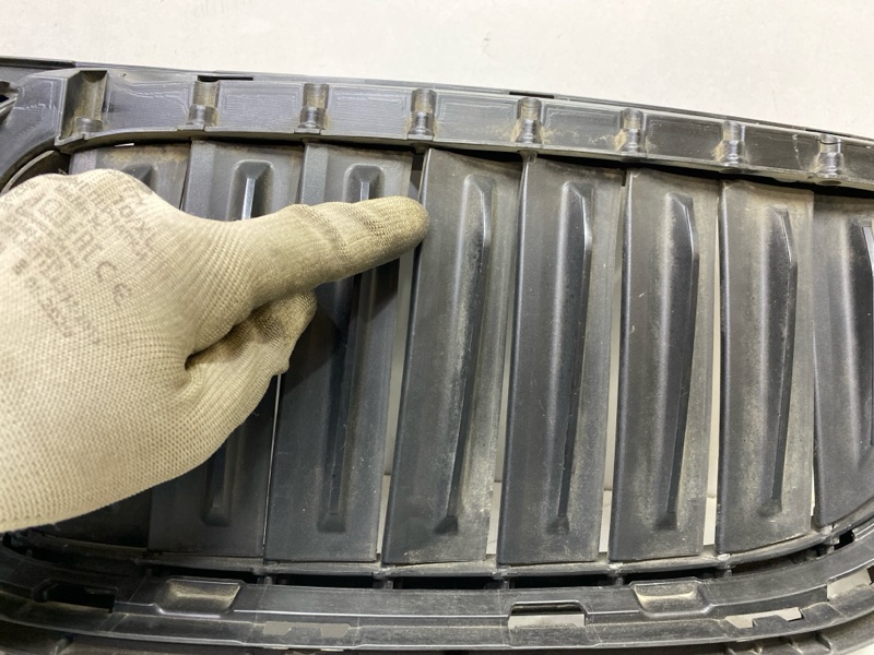 Жалюзи (воздуховод) бампера переднего