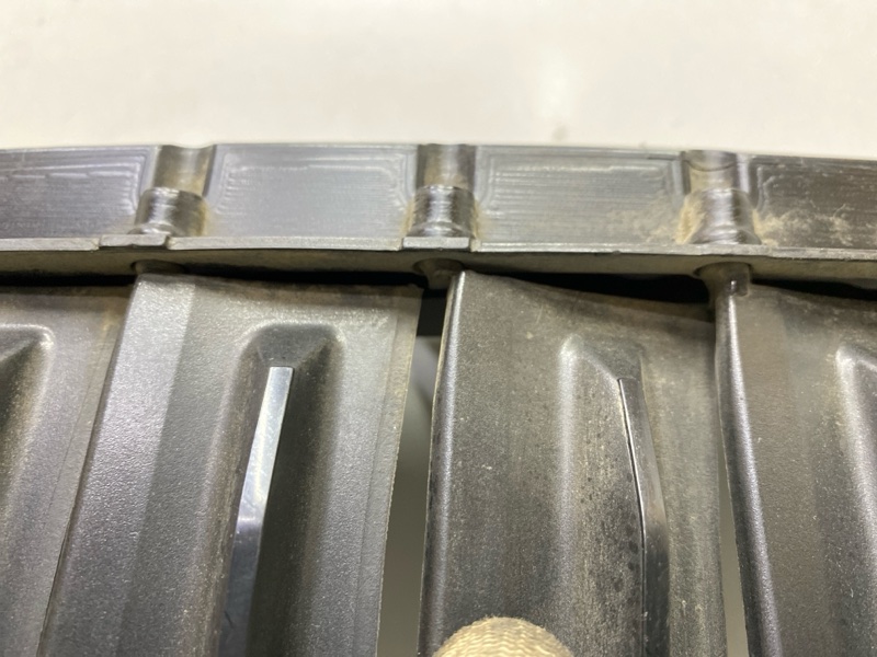 Жалюзи (воздуховод) бампера переднего