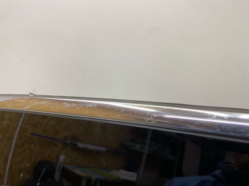 Стекло боковое