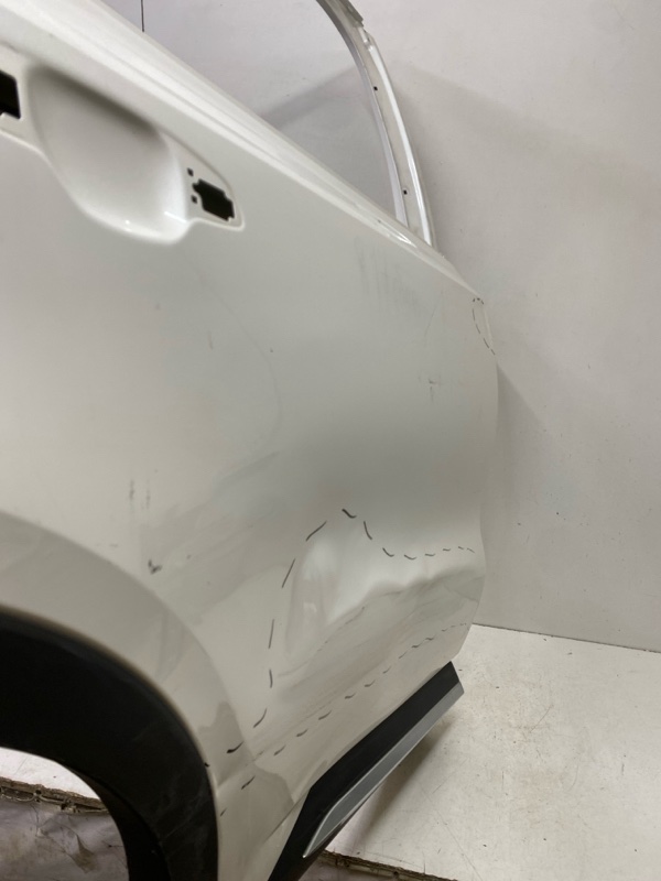 Дверь задняя правая