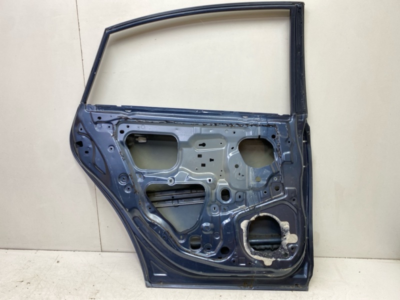 Дверь задняя левая