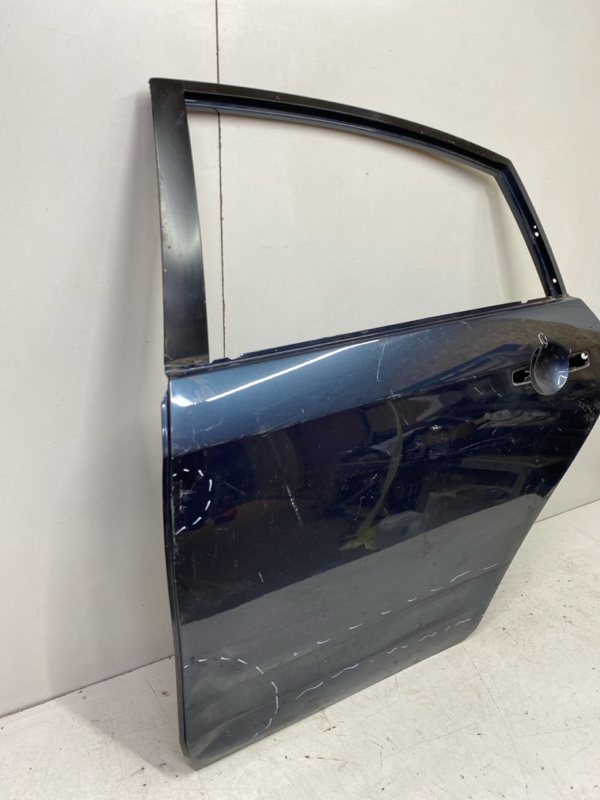 Дверь задняя левая