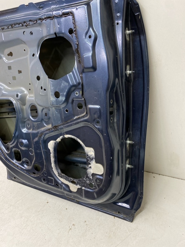 Дверь задняя левая