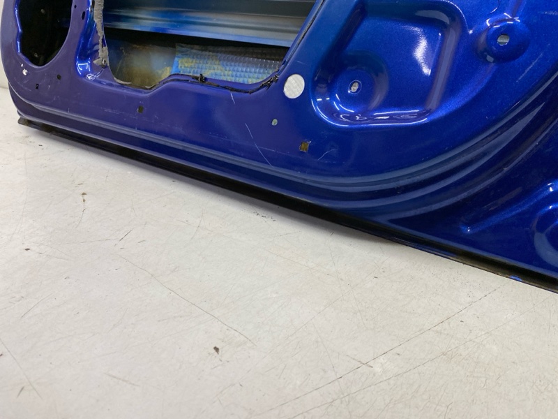 Дверь передняя правая