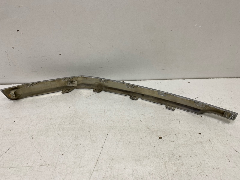 Накладка заднего бампера правая