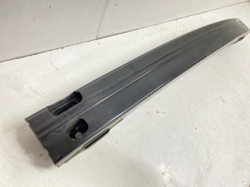 Усилитель заднего бампера