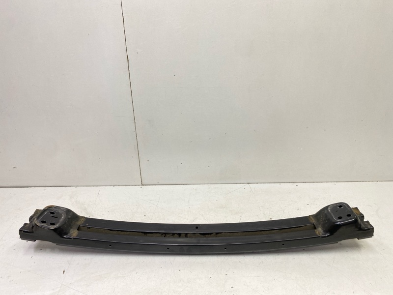 Усилитель заднего бампера