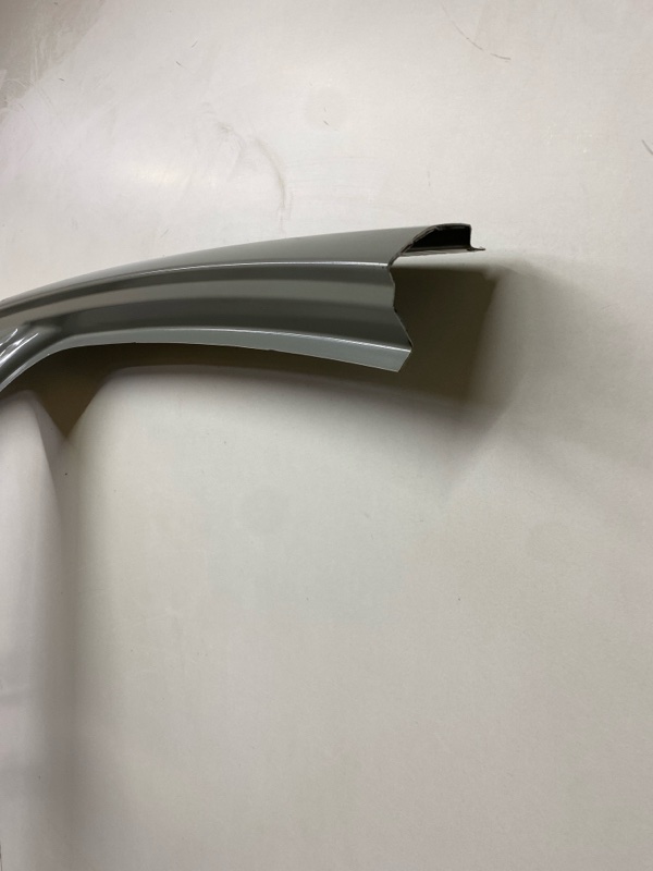 Кузовной элемент