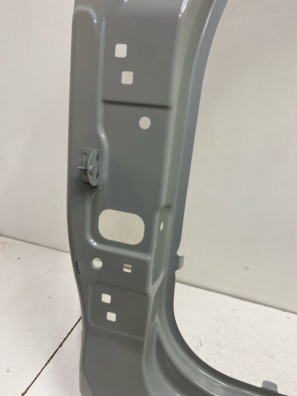 Кузовной элемент