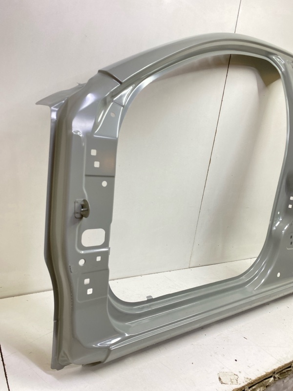 Кузовной элемент