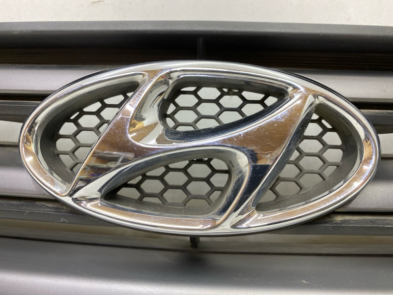 Решетка радиатора