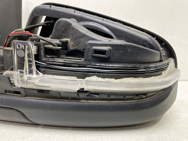 Зеркало левое электрическое