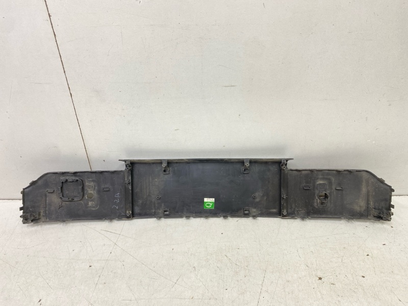 Накладка переднего бампера