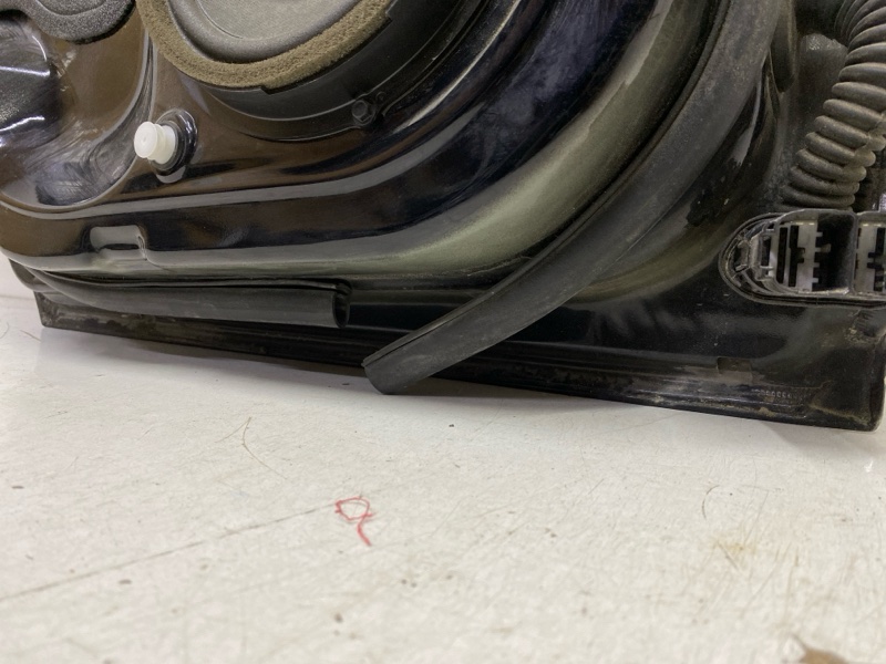 Дверь задняя левая