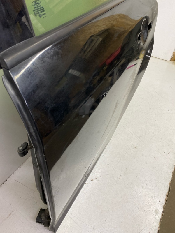 Дверь задняя левая