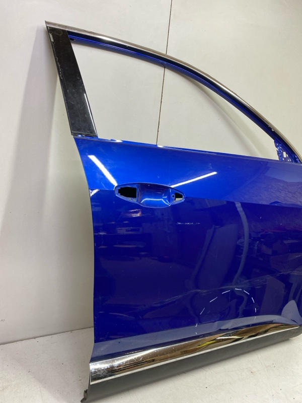 Дверь передняя правая