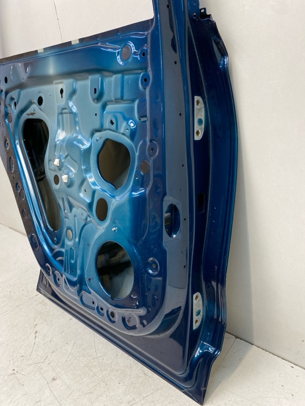 Дверь задняя левая