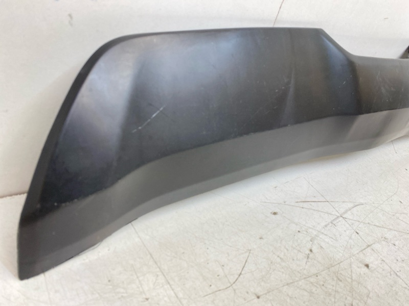 Спойлер заднего бампера