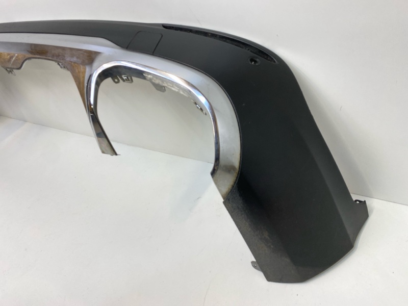 Спойлер заднего бампера