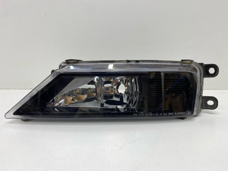 Фара противотуманная