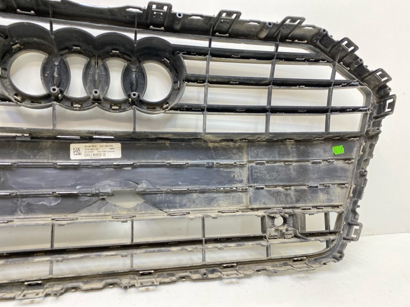 Решетка радиатора