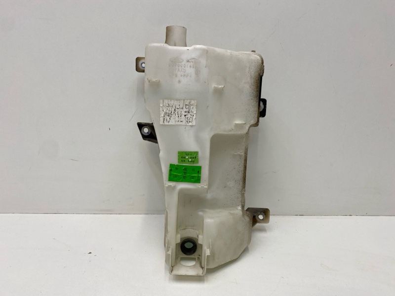 Бачок омывателя лобового стекла