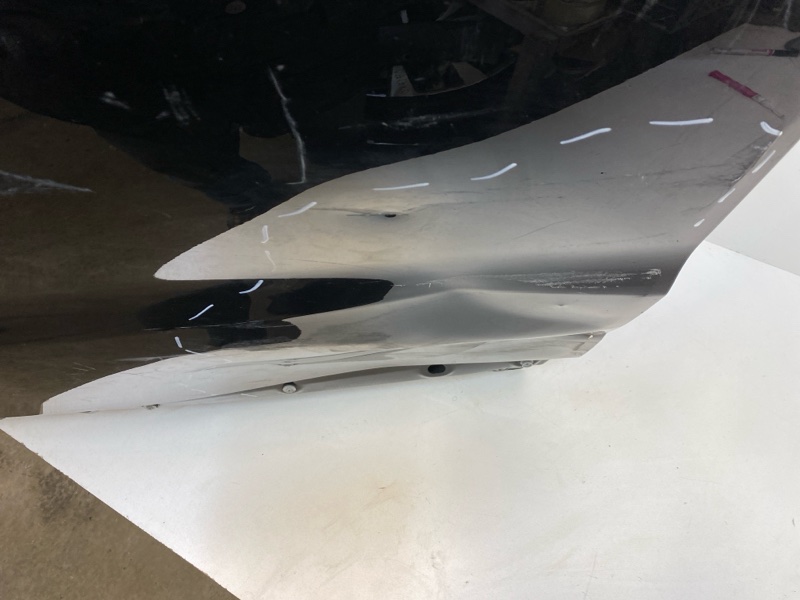 Дверь передняя левая