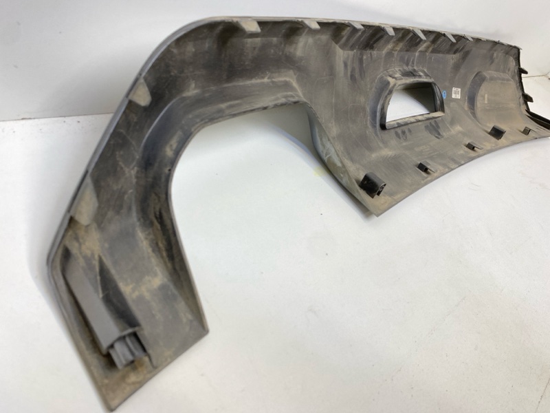 Спойлер заднего бампера