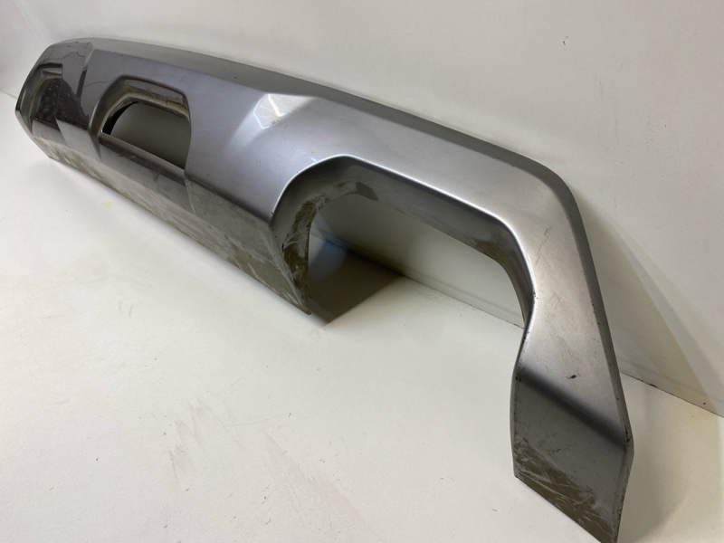 Спойлер заднего бампера