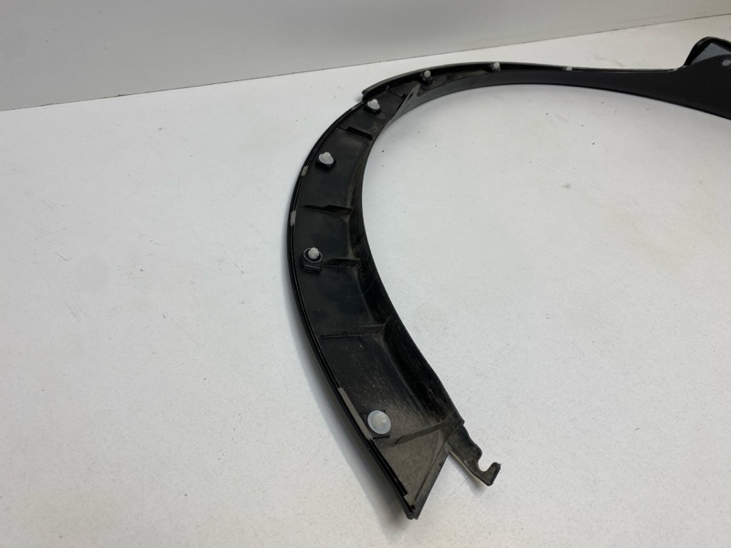 Накладка заднего крыла левого