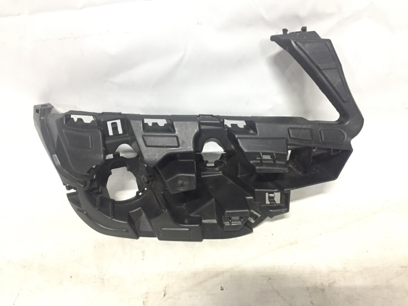 Кронштейн фары противотуманной правой