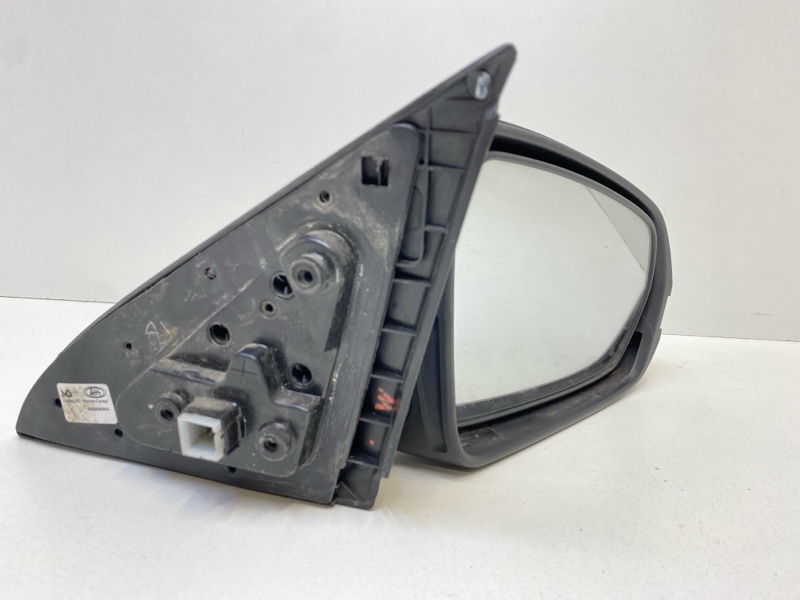 Зеркало правое электрическое