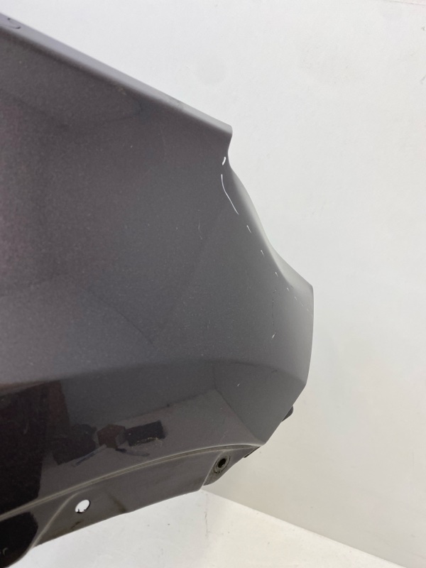 Крыло переднее правое