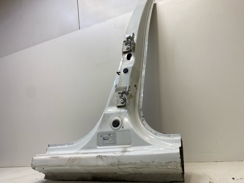 Кузовной элемент